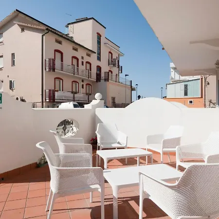 Διαμέρισμα Vibrant In With Balcony *