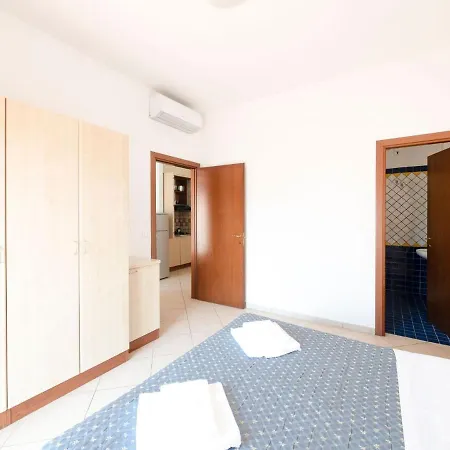 Apartament Vibrant In With Balcony *
