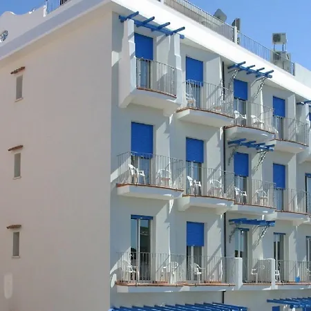 Vibrant In With Balcony *
